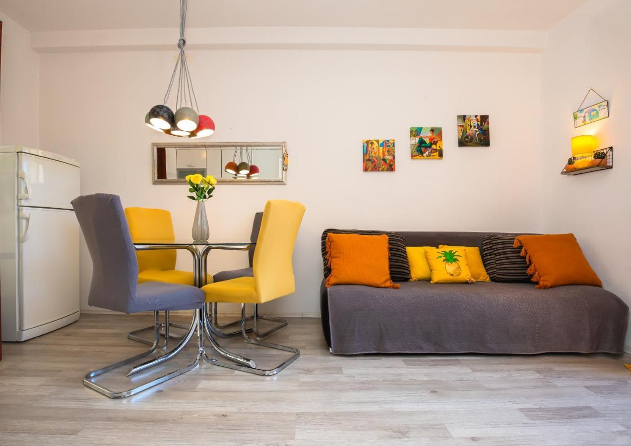 Apartment Mike Makarska
