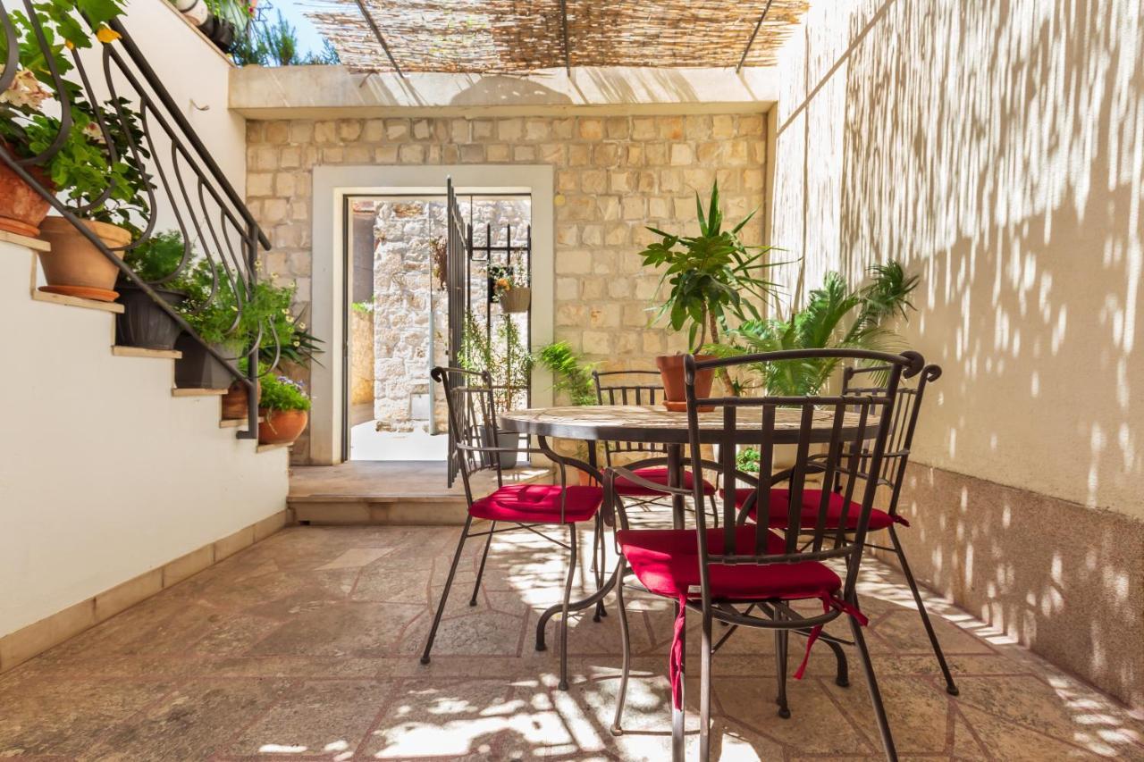 Mike Apartment Makarska