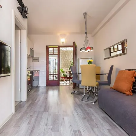 Mike Apartment Makarska Exterior photo